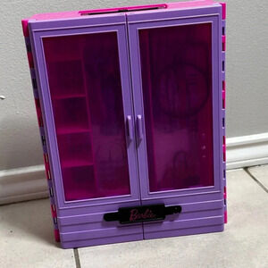 Barbie Fashionistas Ultimate Closet, Purple with Fold-Out Rack & Carrying